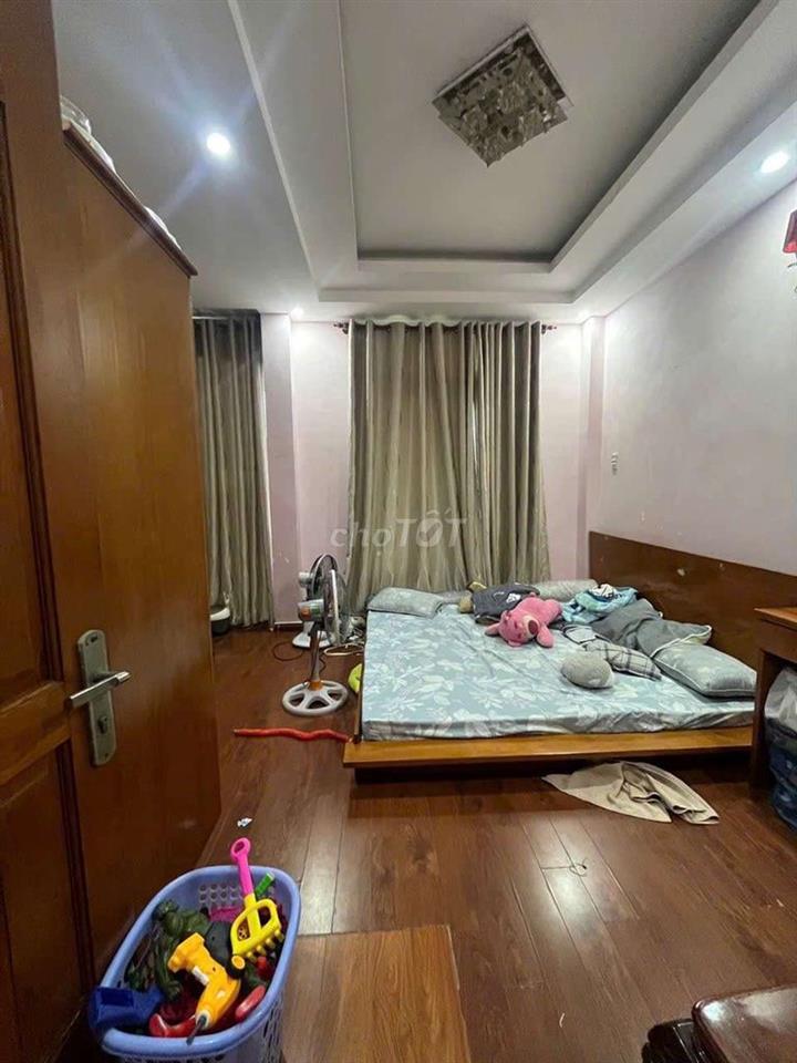 BÁN NHÀ 3 TẦNG MẶT TIỀN HXH LÂM VĂN BỀN Q7,  DT: (5.5X 13M2) HƠN 13 TỶ