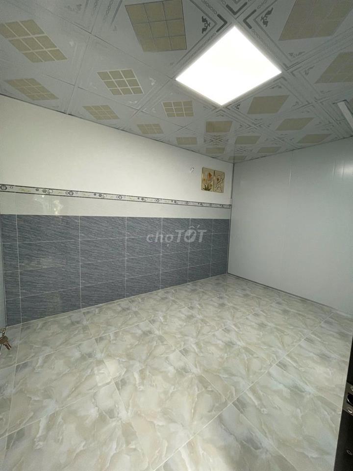🏡 BÁN NHÀ 1 TRỆT 1 LỬNG ĐỐI DIỆN CÔNG VIÊN – LONG HẬU