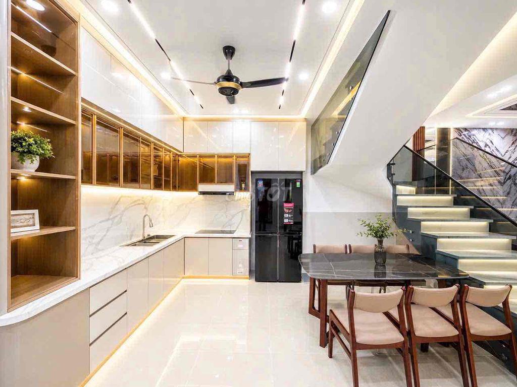 🚨 CĂN GÓC 2 MẶT TIỀN HẺM 1716 HUỲNH TẤN PHÁT – GIÁ CHỈ 6,5 TỶ