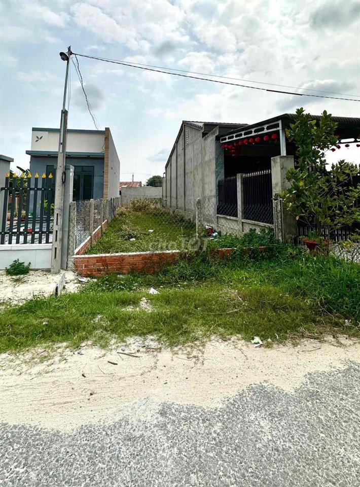 BÁN ĐẤT TRƯỜNG TÂY - HOÀ THÀNH