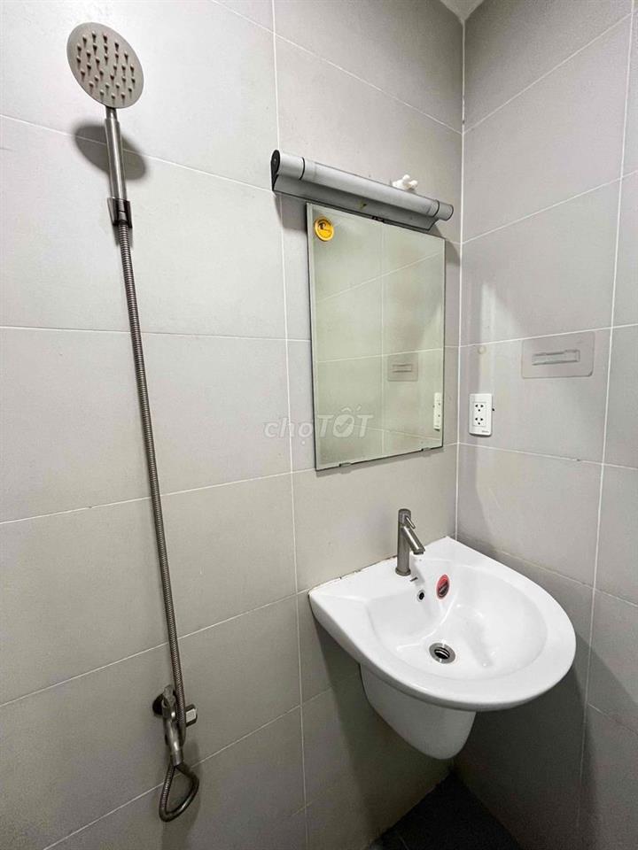 Phòng mới, máy lạnh mới tiết kiệm điện, Đường vào xe hơi