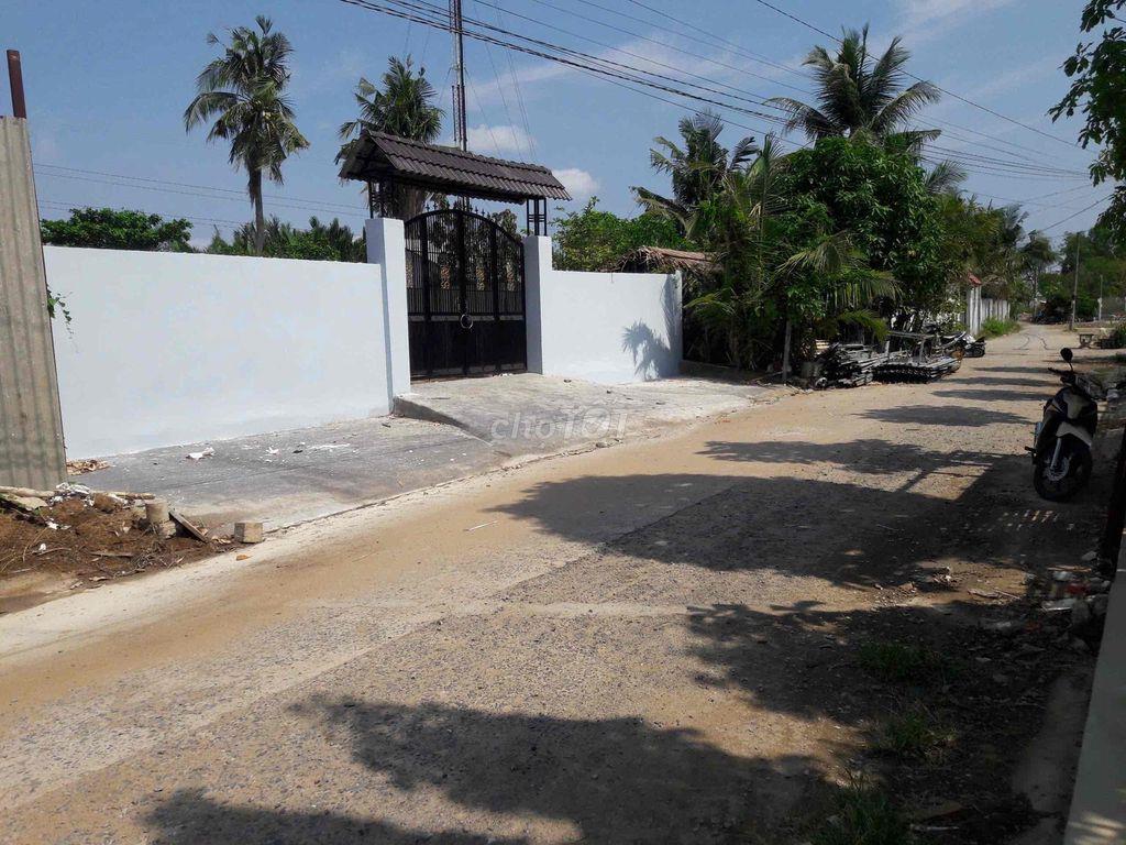 Cho thuê đất trống tại hẻm 360 đường Phạm Hữu Lầu - Nhà Bè 16 triệu