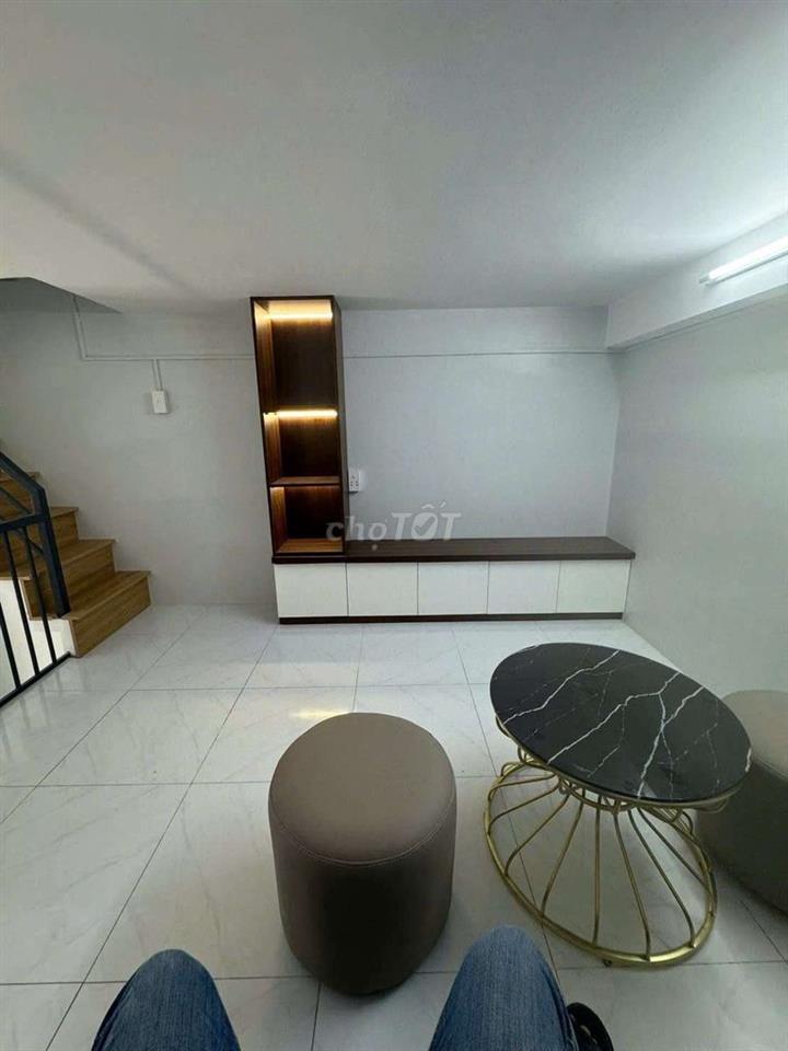 Nhà Mới trệt lững lầu 2pn đường lê văn lương