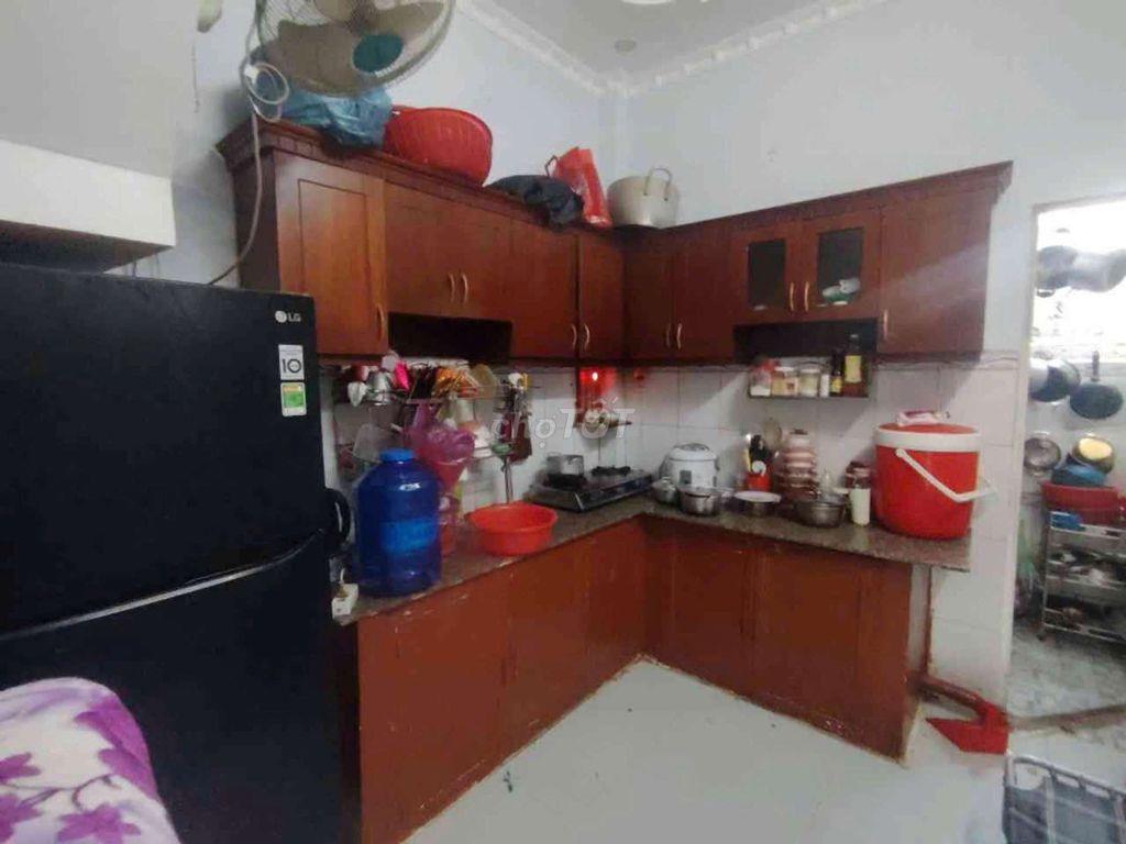 Nhà 3 tầng chính chủ ở giáp Nguyễn hữu Thọ Nhà bè