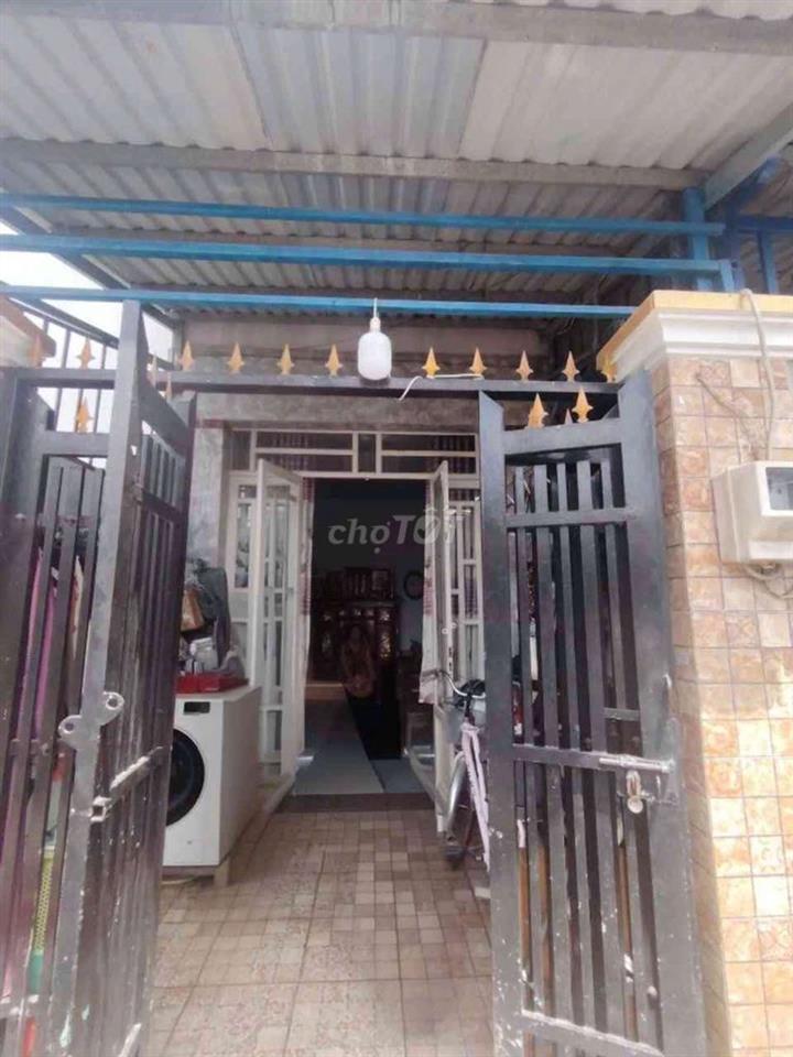 Nhà 3 tầng chính chủ ở giáp Nguyễn hữu Thọ Nhà bè