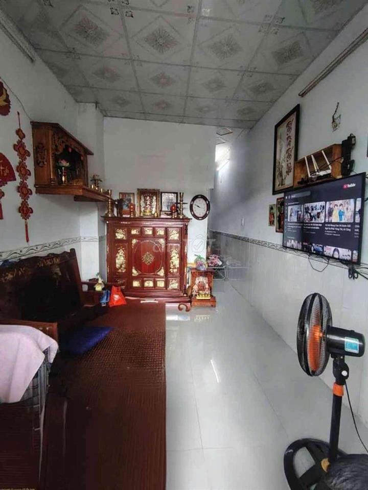 Nhà 3 tầng chính chủ ở giáp Nguyễn hữu Thọ Nhà bè