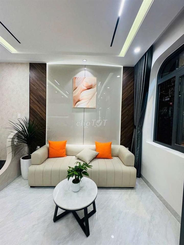Nhà Q7, 35m2 thiết kế hiện đại Nhà mới dọn vào ở Liền. 