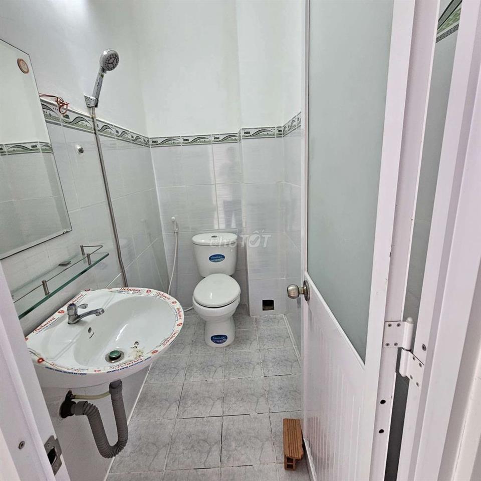Nhà Phố 3,5 x 13,5 x 4 Tầng sang Tên Đường lê văn lương, phước kiển. 