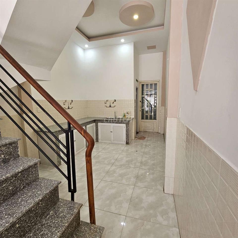 Nhà Phố 3,5 x 13,5 x 4 Tầng sang Tên Đường lê văn lương, phước kiển. 