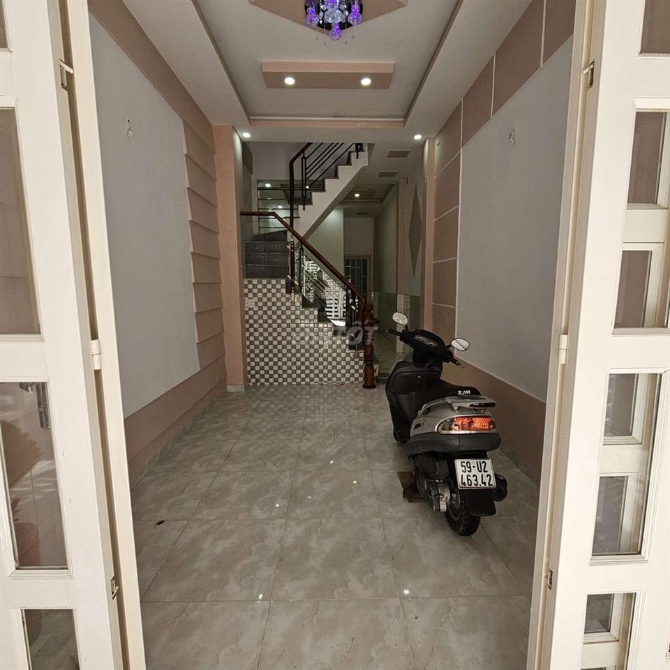 Nhà Phố 3,5 x 13,5 x 4 Tầng sang Tên Đường lê văn lương, phước kiển. 