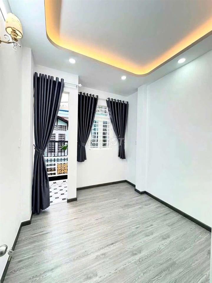 Nhà Mới Ngay Trung tâm huỳnh tấn phát,thị trấn nhà bè sát Q7