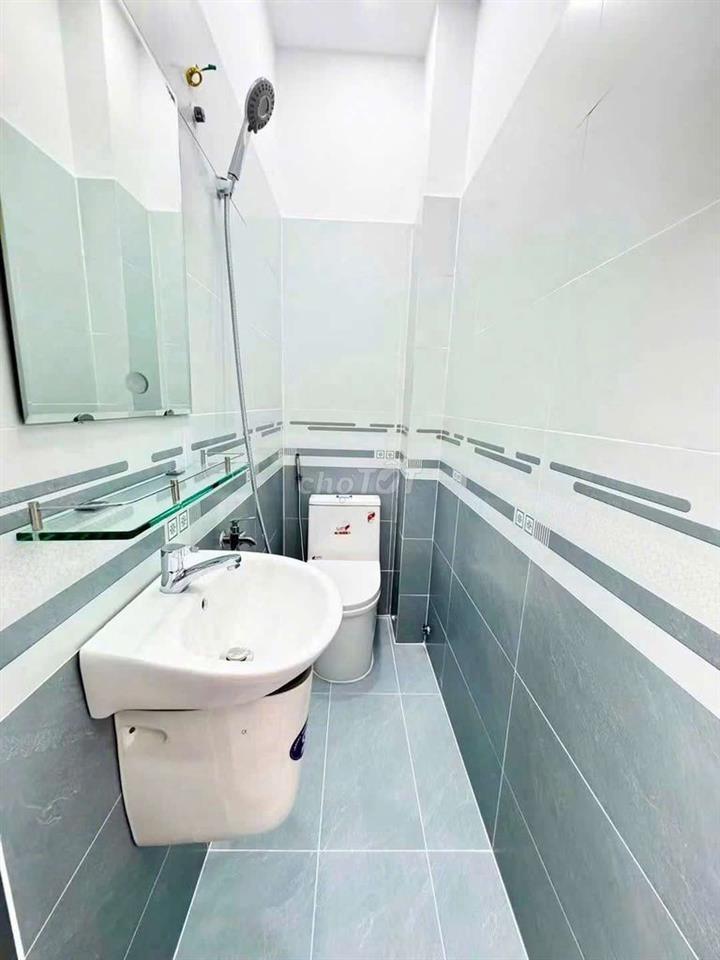 Nhà Mới Ngay Trung tâm huỳnh tấn phát,thị trấn nhà bè sát Q7
