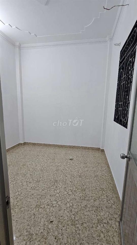 Nhà 3 Tầng ở lê văn lương phước kiển DTS 65M2