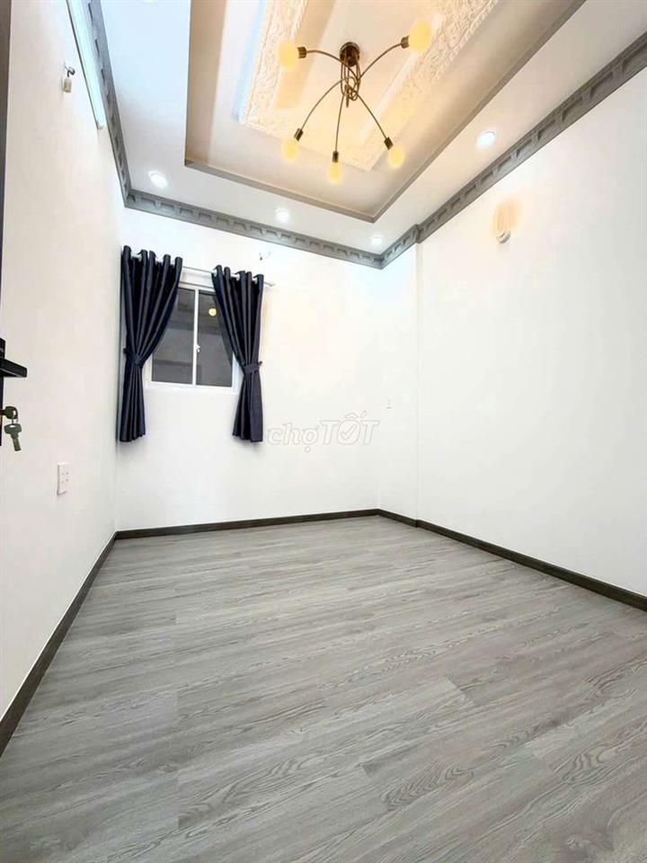 Nhà phố 3 tầng Hẻm xe hơi khu bàn cờ an ninh sạch sẽ