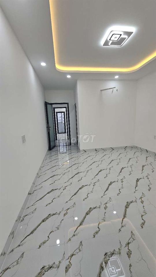 Nhà mặt tiền hẻm thông xe hơi Huỳnh tấn phát kết nối q7