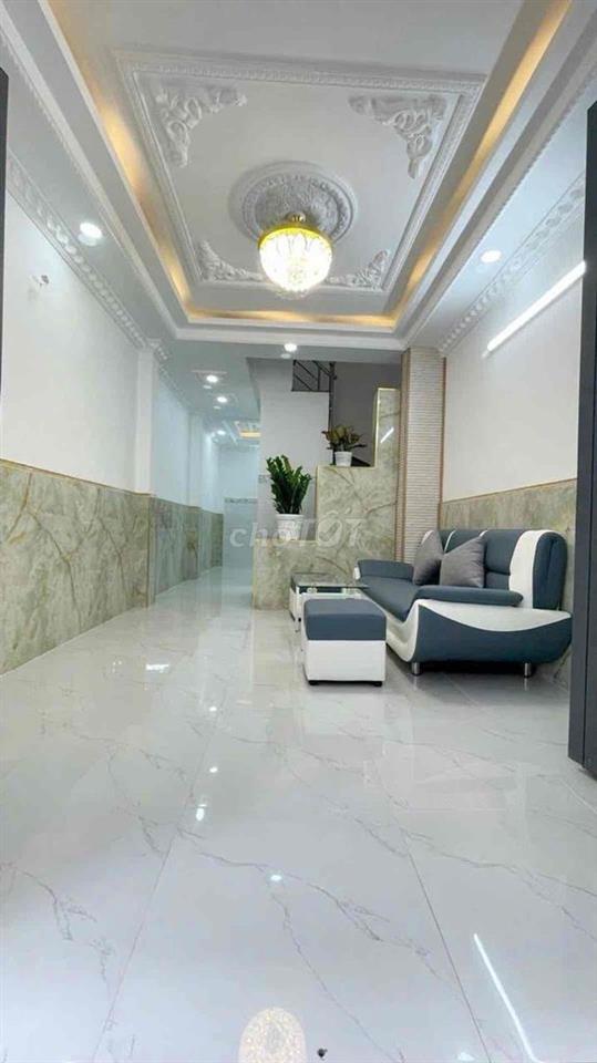 3 tầng cạnh phú mỹ hưng q7 4pn 3wc hẻm oto