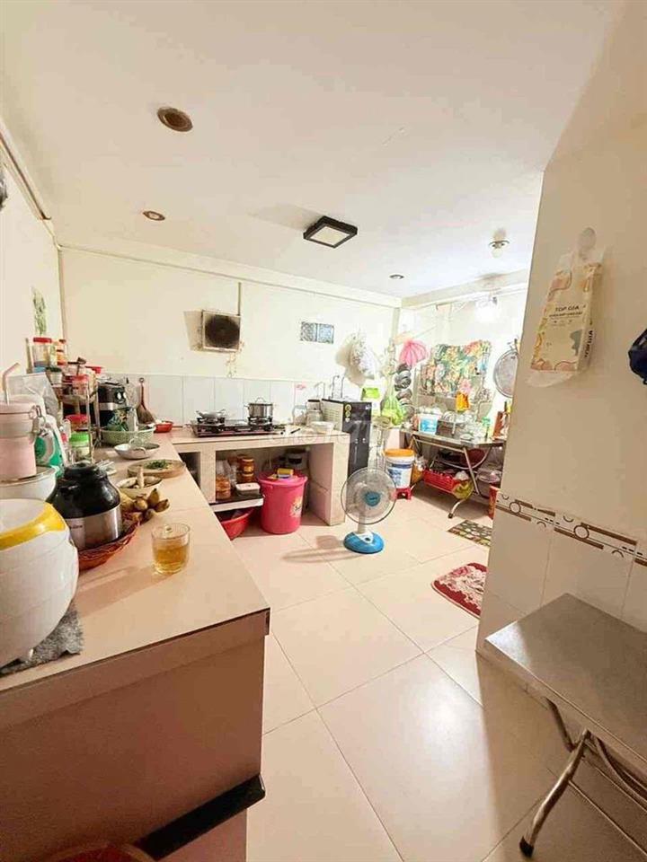 bán nhà q7 phường phú thuận hẻm xe hơi