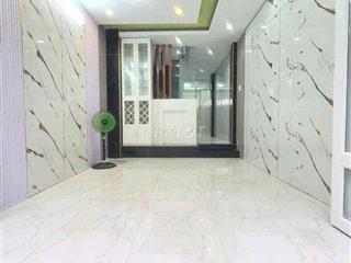 3 tầng , 4pn đường phạm thế hiển Q8