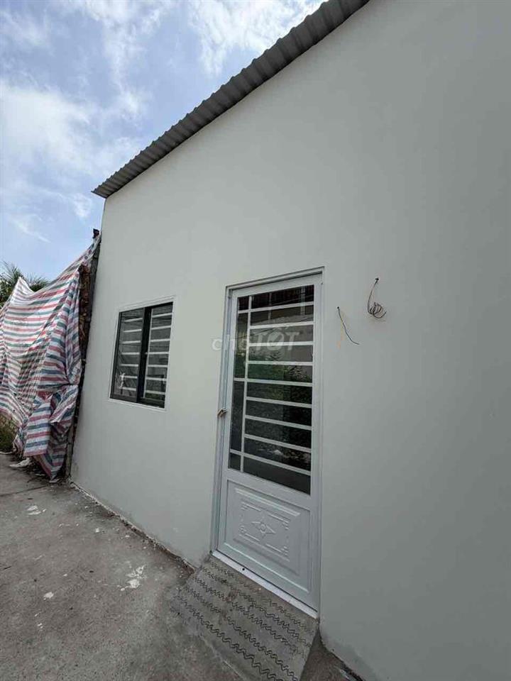 Cần bán nhà, 16m2, có gác, vị trí đẹp, yên tĩnh, sổ đỏ