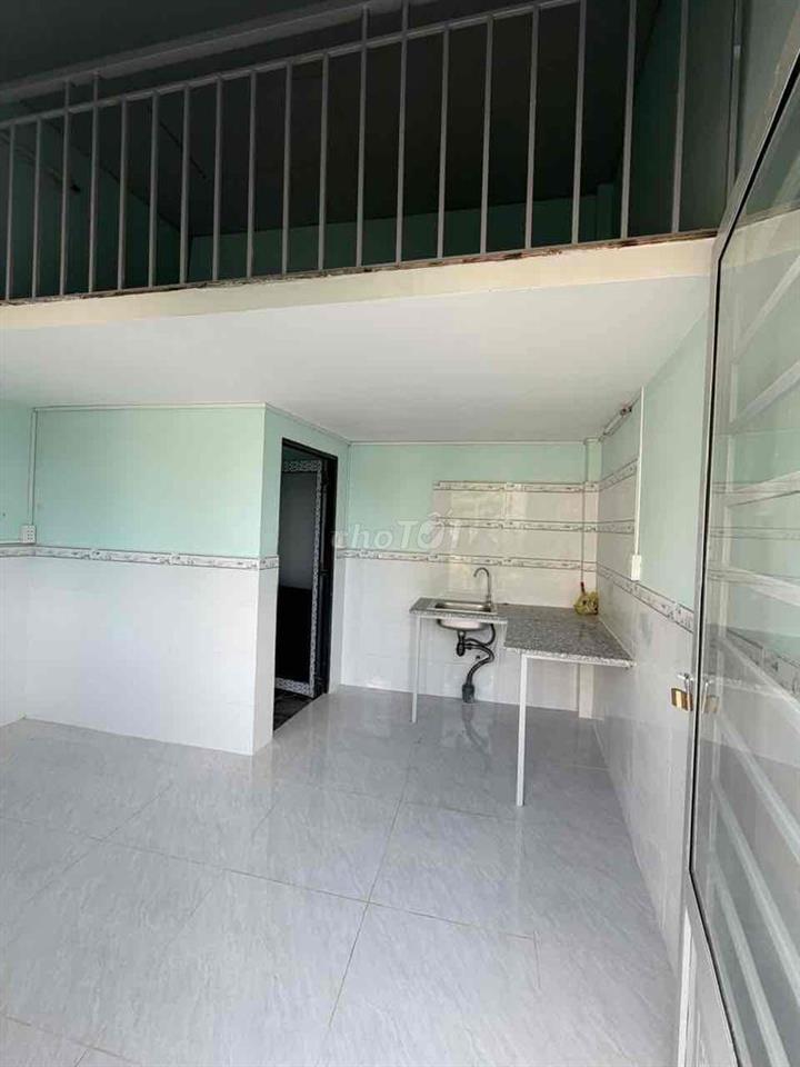 Cần bán nhà, 16m2, có gác, vị trí đẹp, yên tĩnh, sổ đỏ