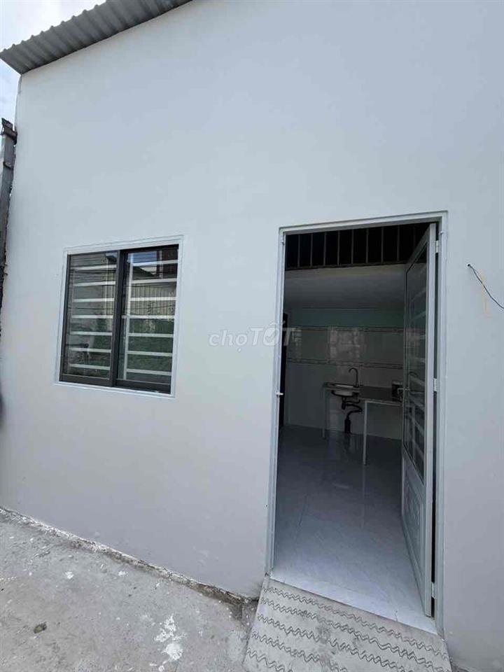 Cần bán nhà, 16m2, có gác, vị trí đẹp, yên tĩnh, sổ đỏ