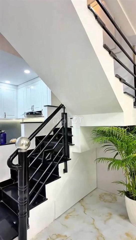 NHÀ 3 TẦNG-Ở LIỀN-GẦN ĐƯỜNG XE TẢI-KẾ CHỢ BÙI VĂN BA-4PN-NHỈNH 4 TỶ