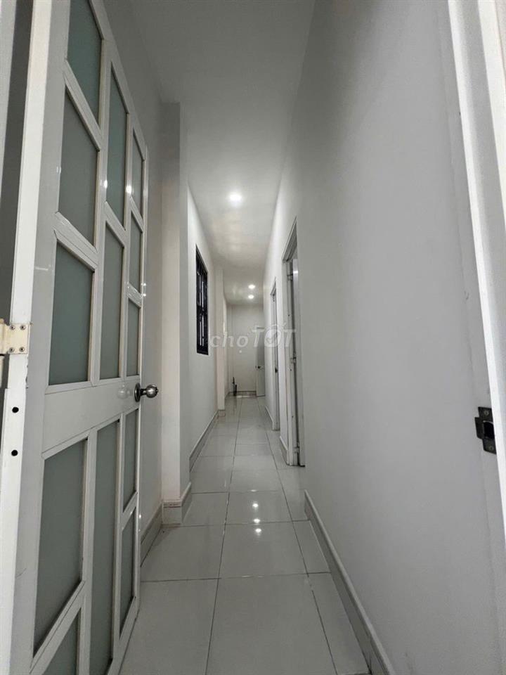 81M2 - NGAY HIM LAM - GẦN HẺM XE HƠI - 5 TỶ 5 