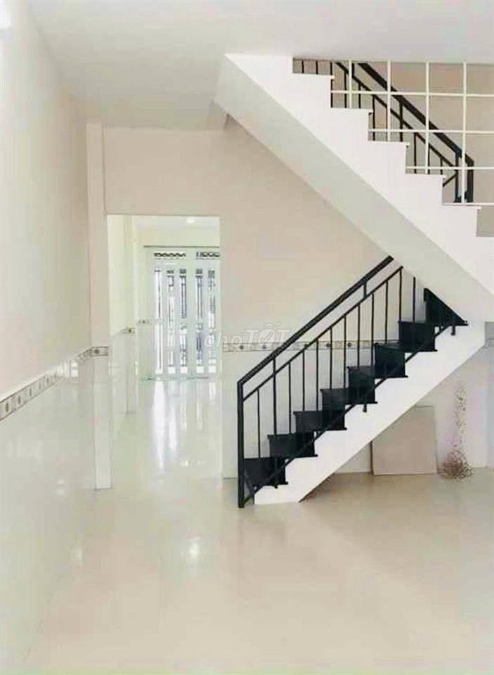 NHÀ 2 TẦNG – GẦN CHỢ PHÚ THUẬN – HẺM XE HƠI – 64M² – 6,7 TỶ