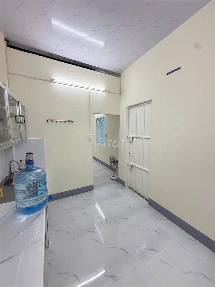 NHÀ LÔ GÓC – 2 TẦNG – 20M RA ĐƯỜNG XE TẢI – NHỈNH 4 TỶ