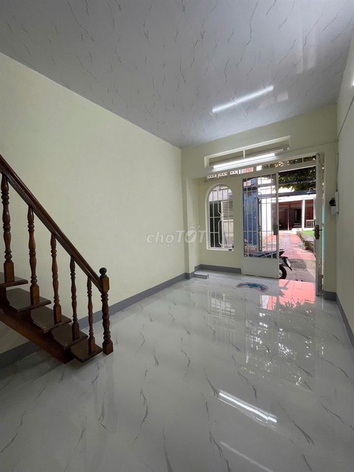 NHÀ LÔ GÓC – 2 TẦNG – 20M RA ĐƯỜNG XE TẢI – NHỈNH 4 TỶ