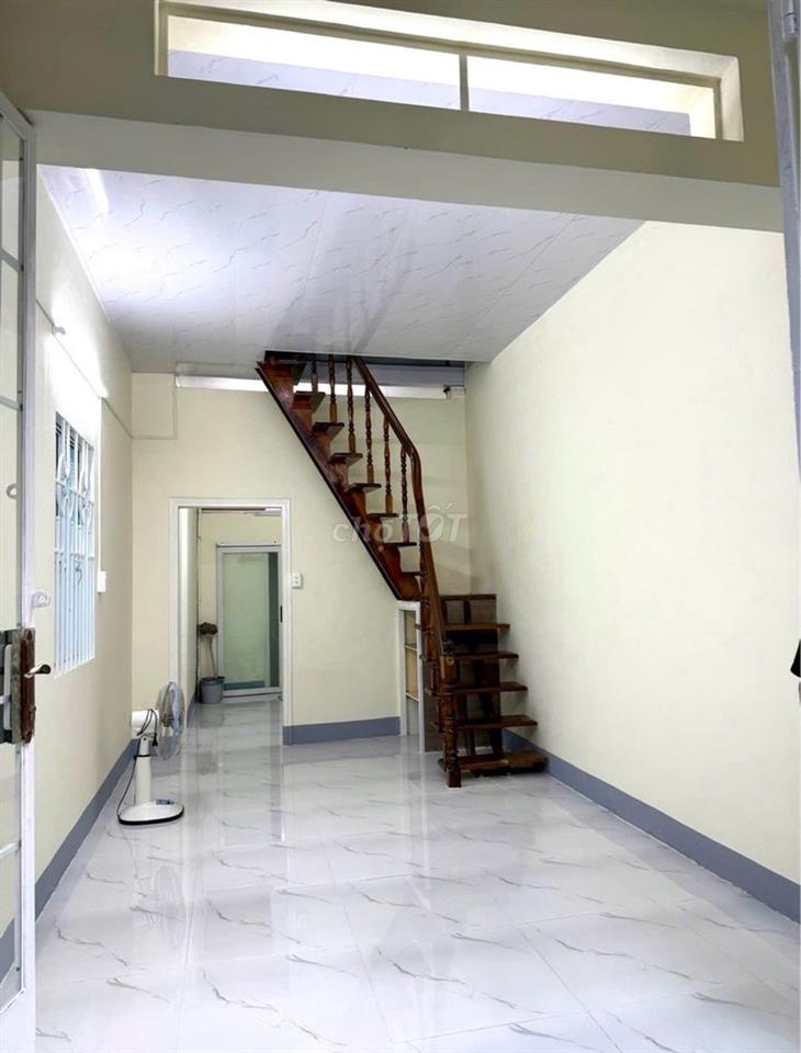 NHÀ LÔ GÓC – 2 TẦNG – 20M RA ĐƯỜNG XE TẢI – NHỈNH 4 TỶ