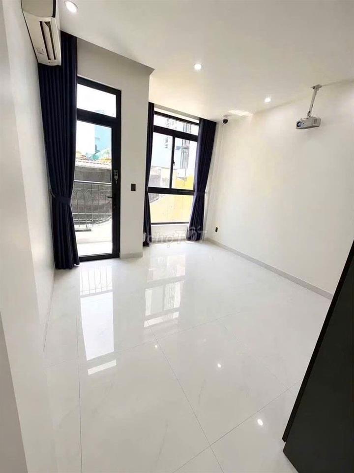 GIẢM HƠN 1 TỶ - 3 TẦNG - LÂM VĂN BỀN - 45M2 - CHỈ 5 Tỷ 5 