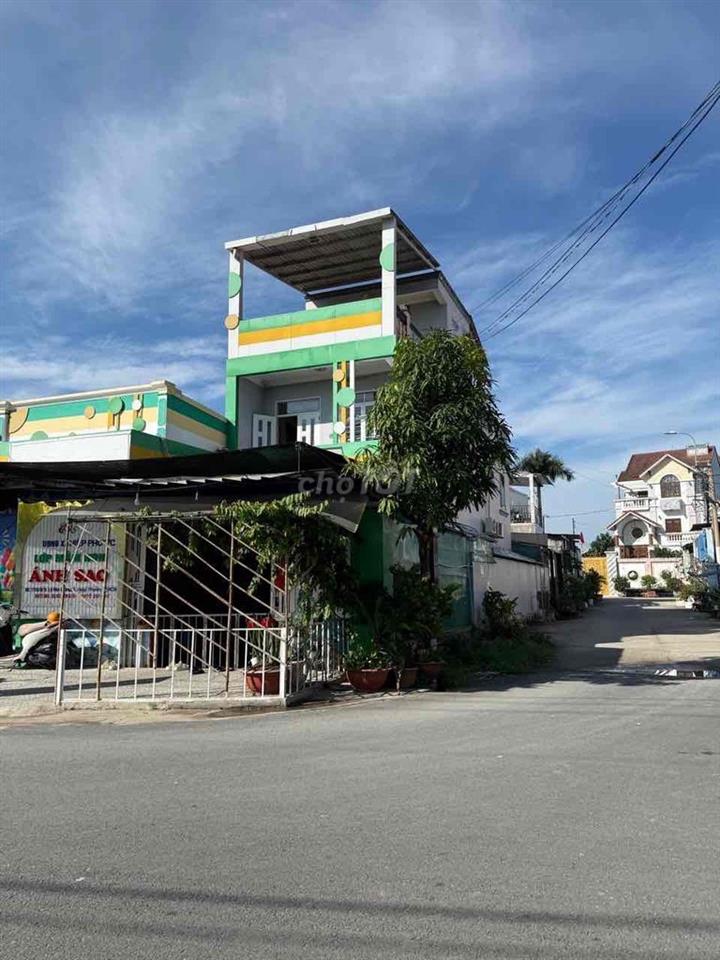 HOT LÊ VĂN LƯƠNG-133.3M2 -LÔ GÓC 2 MẶT TIỀN ĐƯỜNG NHỰA 20M - NHÀ 3 TẦ