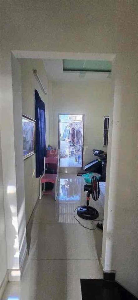 Cho Thuê nguyên căn Lý phục man