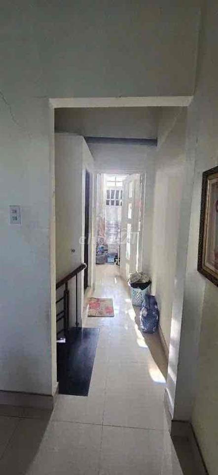 Cho Thuê nguyên căn Lý phục man