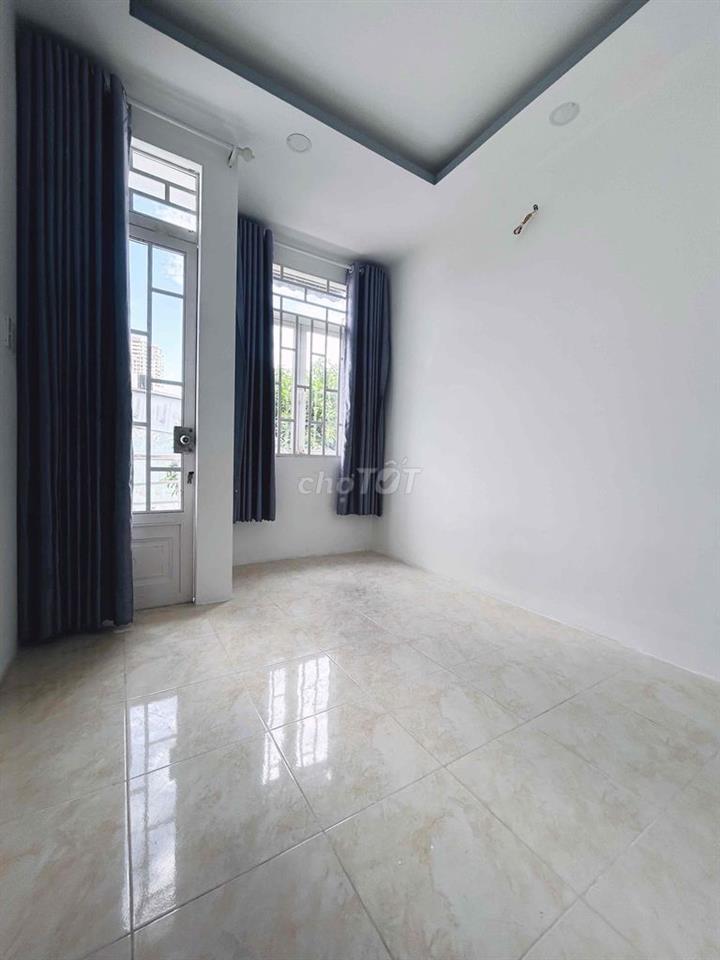 Nhà Bán Huỳnh tấn phát