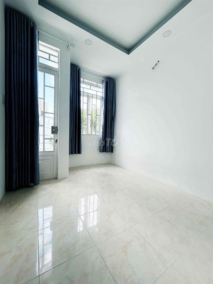 Nhà Bán Huỳnh tấn phát