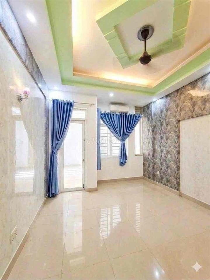 🇻🇳🇻🇳🇻🇳NHÀ NGUYÊN CĂN NỘI THẤT CƠ BẢN SÁT Q7