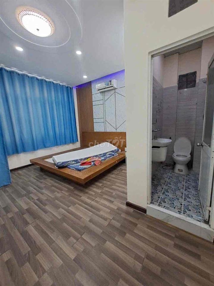 🇻🇳🇻🇳🇻🇳NHÀ NGUYÊN CĂN CÓ NỘI THẤT 4PN NHÀ BÈ