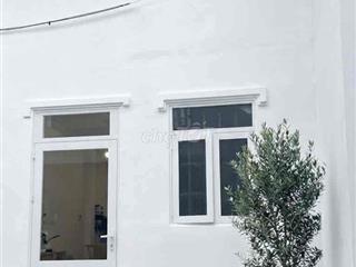 NHÀ VIBE ĐÀ LẠT ở NHÀ BÈ