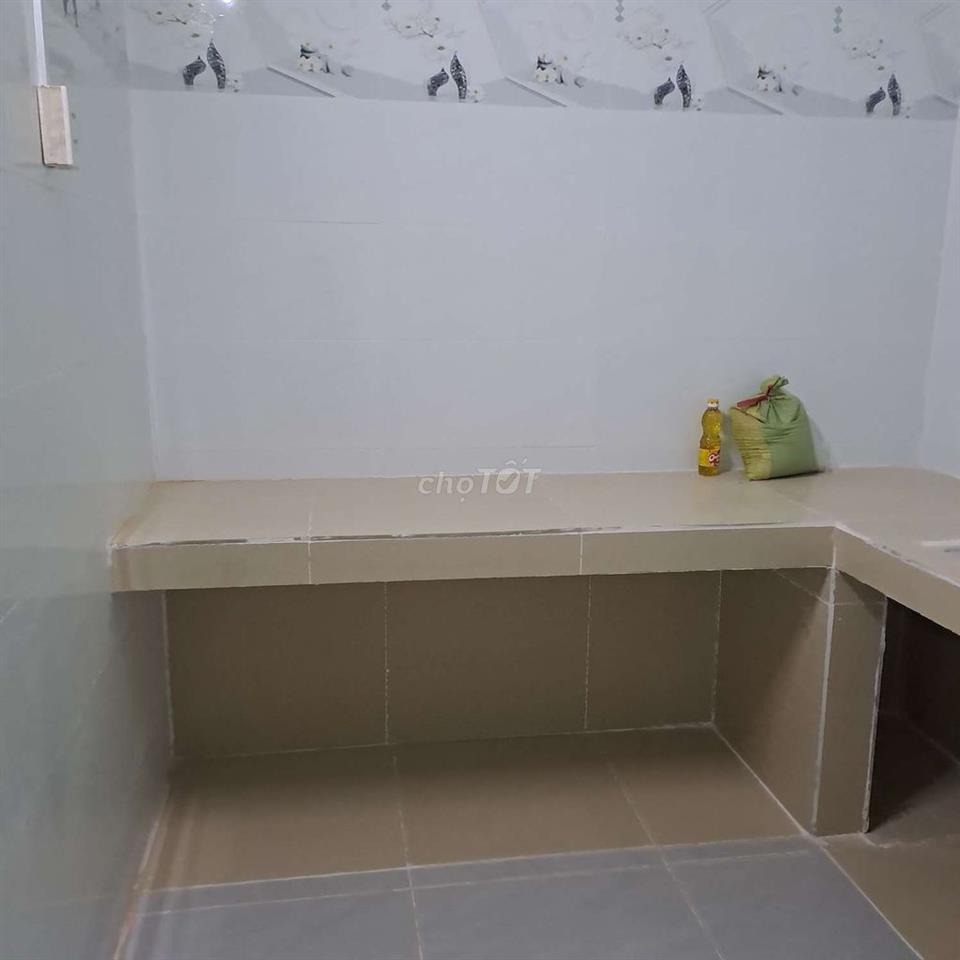 Cho thuê nhà nguyên căn mặt tiền đường NGUYEN BÌNH 