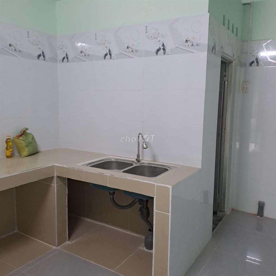 Cho thuê nhà nguyên căn mặt tiền đường NGUYEN BÌNH 