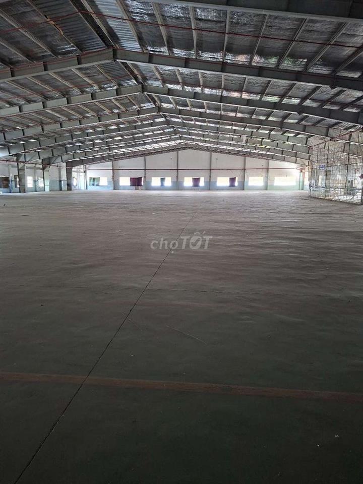 Cho Thuê Mặt Bằng Kinh Doanh Kho 2000m2