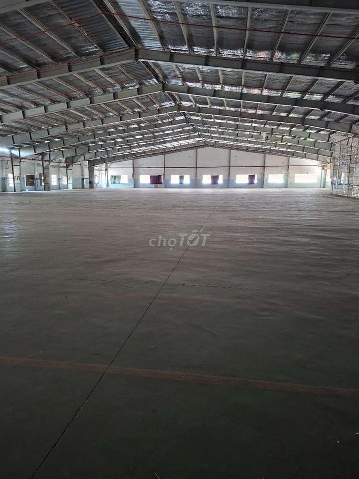 Cho Thuê Mặt Bằng Kinh Doanh Kho 2000m2