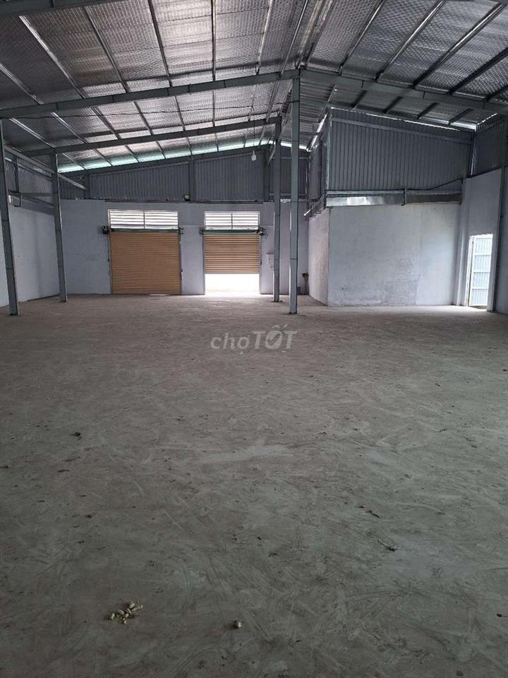 Cho Thuê Kho Xưởng  550m2 và 1000m2 Nhà Bè