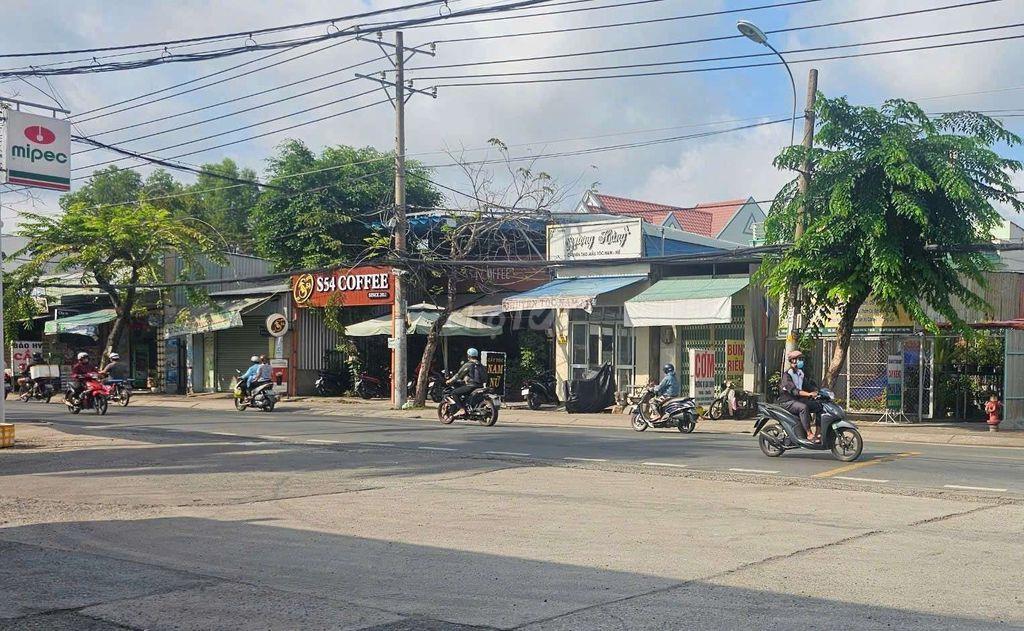 CHO THUÊ MẶT BẰNG MẶT TIỀN NGUYỄN VĂN TẠO ĐƯỜNG SẦM UẤT GIÁ 1,8 TRIỆU