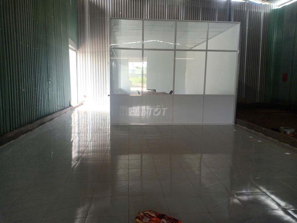 đất làm kho bãi nguyễn bình lê văn lương