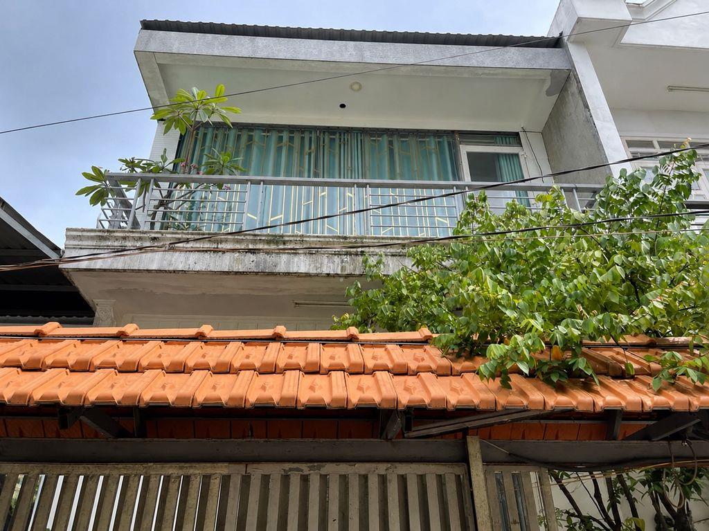 NHÀ BIỆT THỰ HẺM - PHẠM HỮU LẦU - QUẬN 7 - GIÁ: 5.2TY
