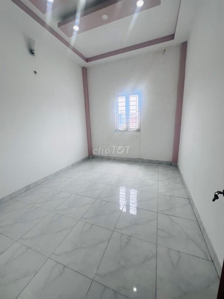 2,9 tỷ nhà 3 tầng 4PN hxh đổ cửa Lê Văn Lương, Nhà Bè