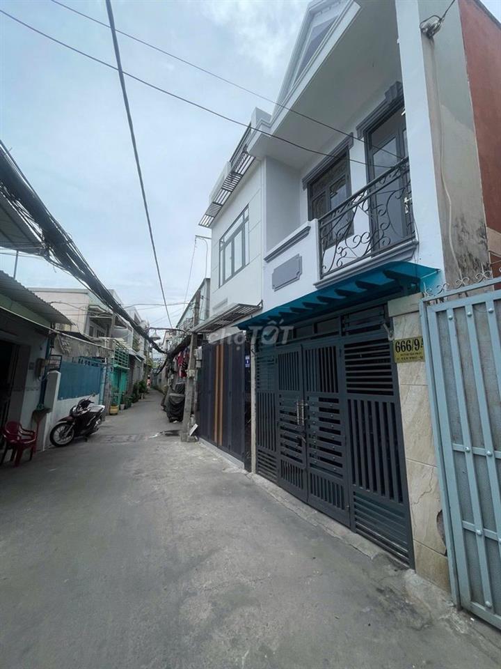 3,65 tỷ có nhà 2 tầng sát Phú Mỹ Hưng - Huỳnh Tấn Phát Hẻm 4m SHR
